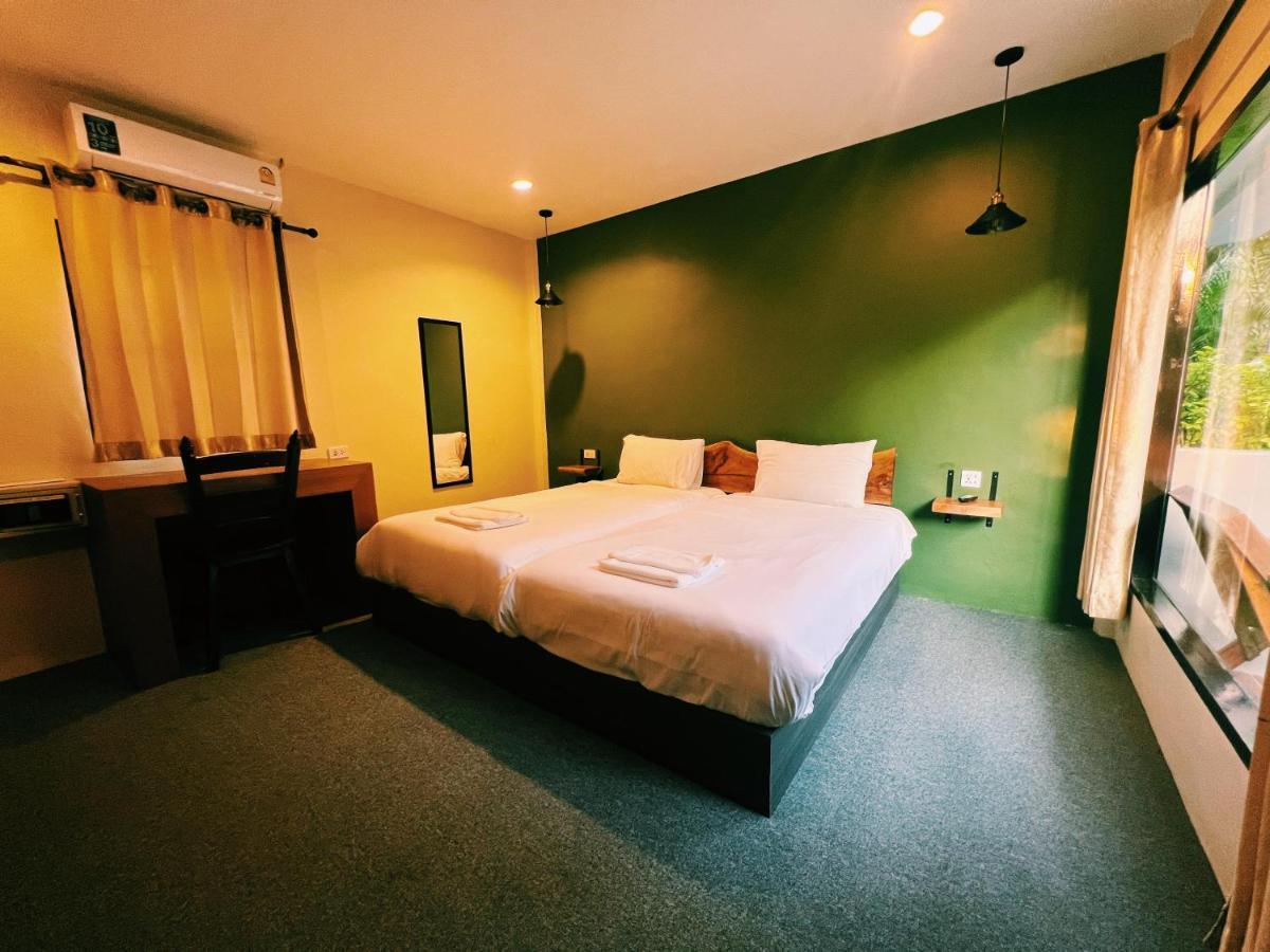 Vivi Hotel Resort Пхукет Экстерьер фото